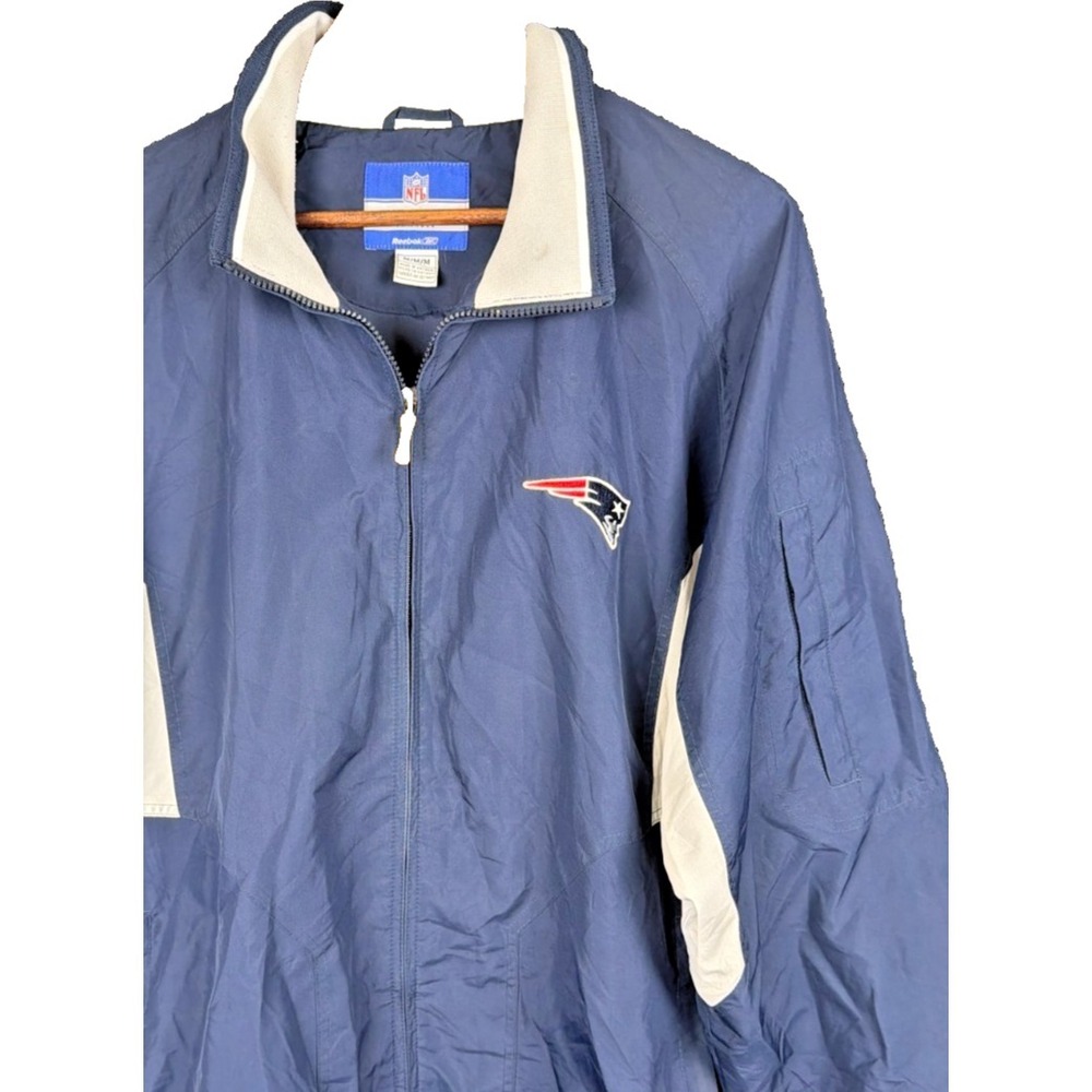 Reebok NFL On Field New England Patriots Jacket Full Zip Windbreaker M Blue Grey